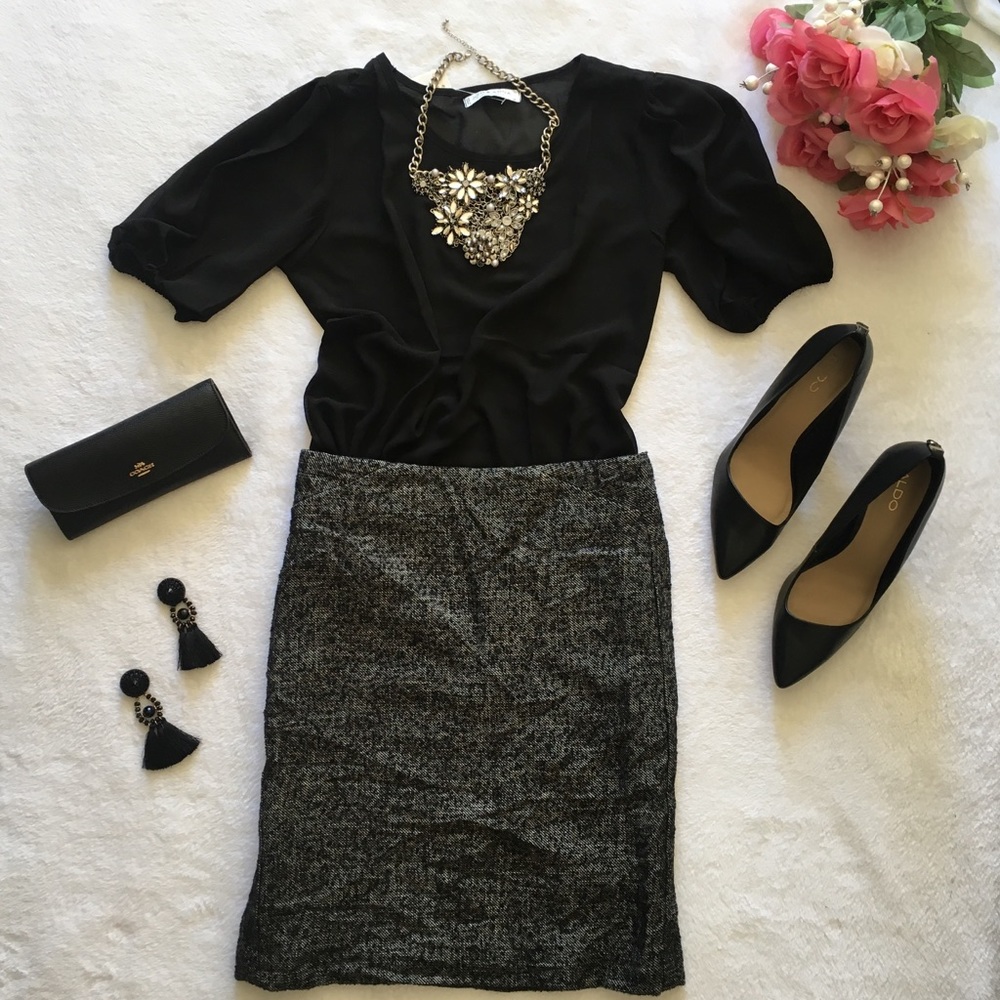 🖤🖤Gray Ann Taylor Skirt🖤🖤